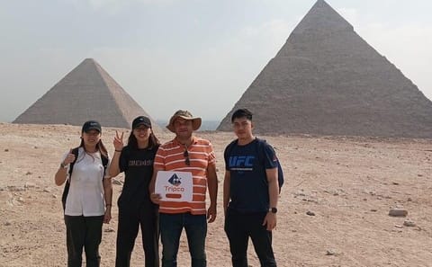 Private Tour of Giza Pyramids, Sphinx & Egyptian Museum