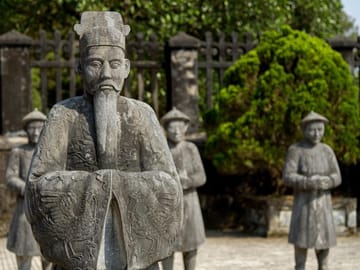 Full-Day Cultural Tour of Hue and Hai Van Pass from Da Nang
