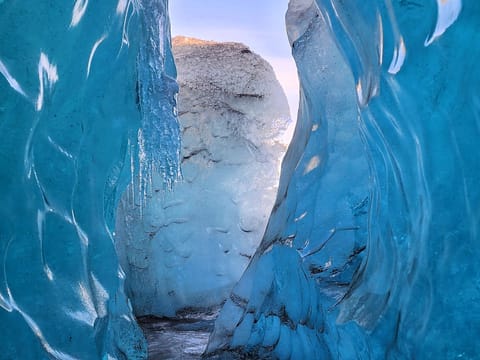 Blue Ice Cave Exploration from Jökulsárlón (Small Group Tour), photo 2