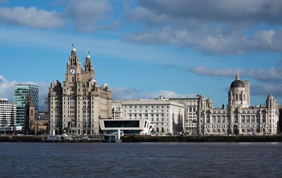 Private 2-Hour Walking Tour of Liverpool's Historic Highlights