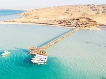 Snorkeling Day Trip to Hula Hula Beach Island from Hurghada