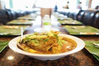 Private Singapore Food Tour of Chinatown with optional River Cruise 2