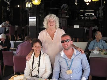 HappyCustomers
