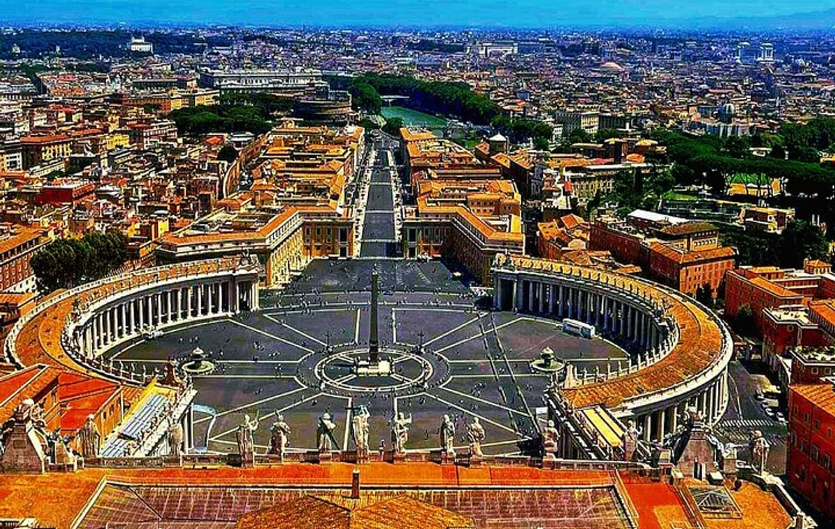St. Peter’s Basilica & Dome Tour with Professional Art Historian