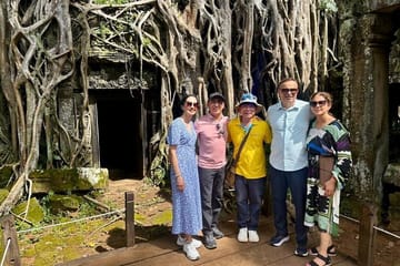 Private Guided Tour of Angkor Wat and Temples at Sunset
