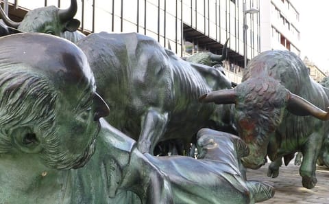 Pamplona Walking Tour: Explore Bull Run History and Legends