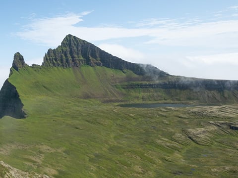 King and Queen of Cliffs - Hornstrandir Hike, photo 9