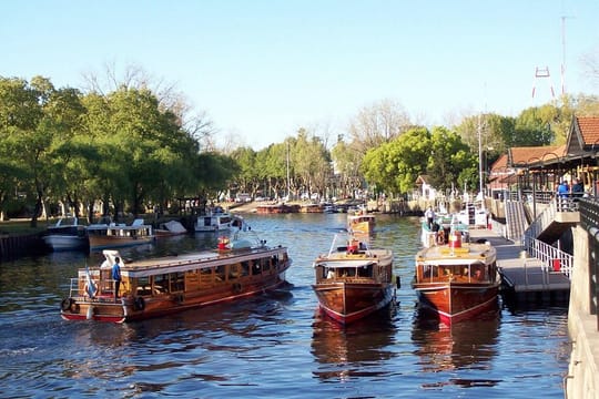 Tigre Delta Boat Ride Half Day Trip with Lunch