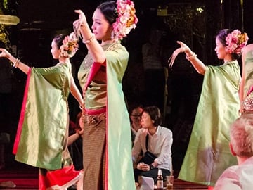 Thai Khantoke Dinner and Cultural Dance Show in Chiang Mai
