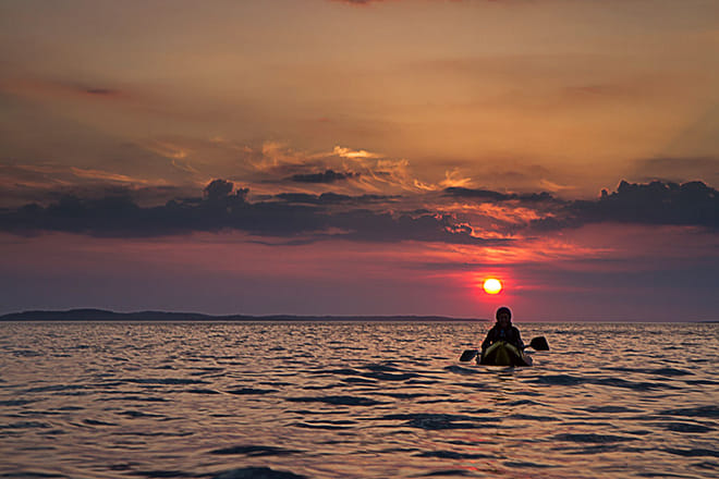Sunset kayaking in Connemara. Galway. Guided. 3