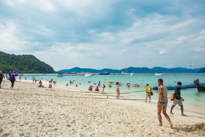 Banana Beach (Coral Island) by Speedboat including Lunch