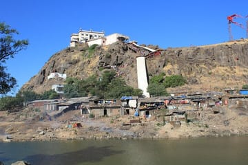 Cultural Tour of Ajanta Caves and Daulatabad from Vadodara to Mumbai