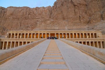 Full-Day Tour to Luxor Valley of The Kings From Hurghade