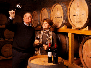 Winery Tour & Tasting near Lake Trasimeno & Perugia