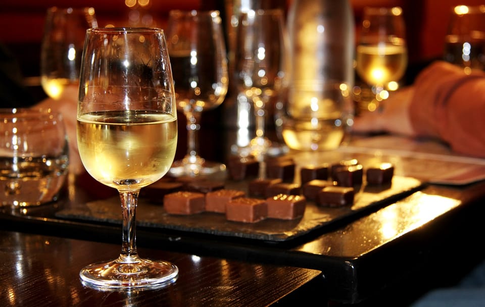 Private Wine and Cheese Tasting Experience in Paris