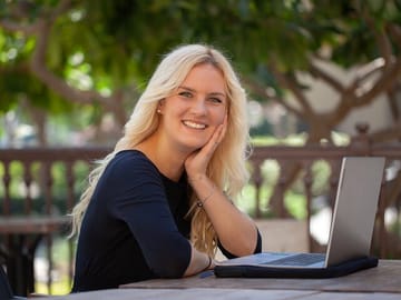 Professional Photo Shoot Experience in Auckland