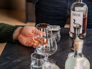 Private Himbrimi Gin Tasting in Reykjavik — An Icelandic Spirits Experience, photo 11