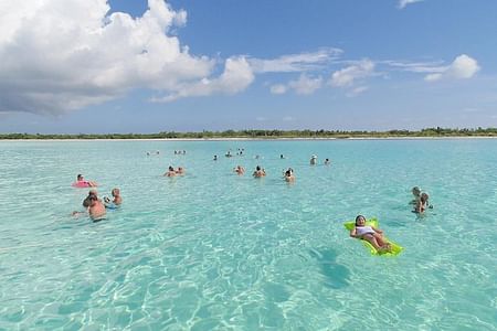 “First Lady” Private Snorkel & El Cielo Sandbar Combo
