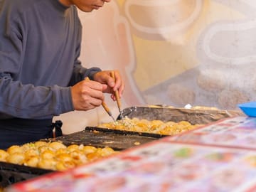 (1 Group Only) Osaka Dotonbori Food Tour Wagyu & Ramen Takoyaki