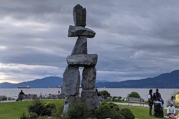 Vancouver City Tour With Grand Lunch and Wine