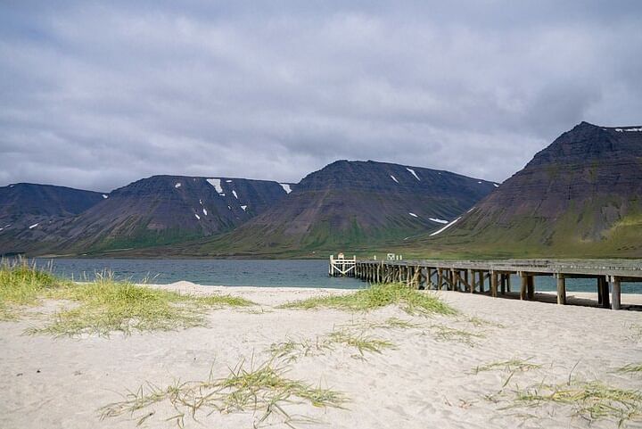 Arrive to Holt beach