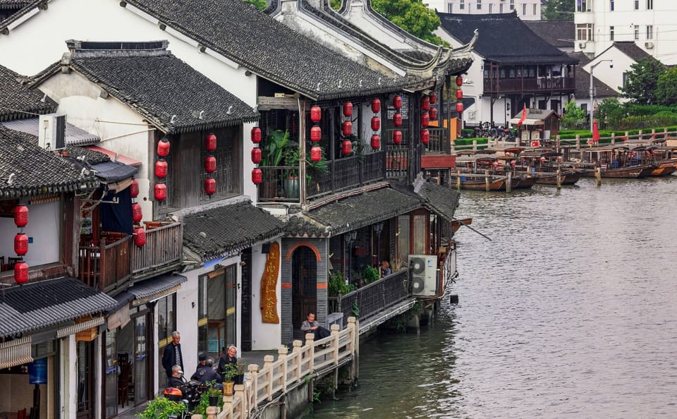 Shanghai City Tour with Zhujiajiao Water Village Visit