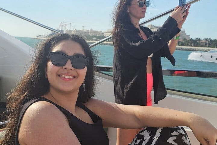 Marina Yacht
