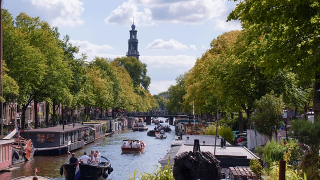 Private tour of the Canals, Jordaan and the Anne Frank House 4