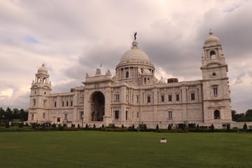 Cultural and Temple Tour of Kolkata, Bhubaneswar, and Alappuzha
