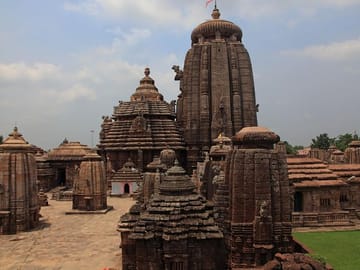 Odisha Tribal Tour: Visit Markets and Temples in Baliguda