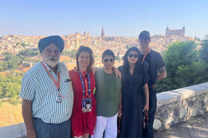 Toledo Private Half Day Tour Cathedral Santo Tome and Synagoge  9