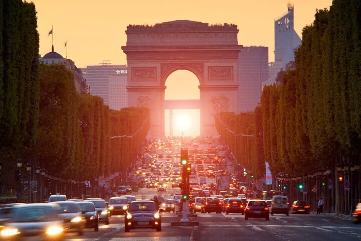 Paris 3-hour Private Tour including Seine River Cruise 7