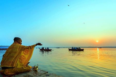 7-Days tour of Agra-Orcha-Khajuraho with Varanasi from Delhi