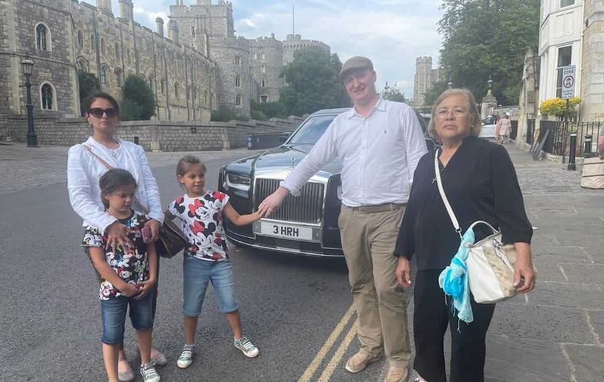 All Inclusive Windsor Castle Stonehenge Private Tour with Passes