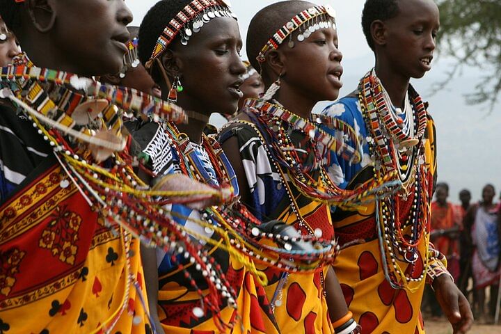 Nairobi Elephant Orphanage & Bomas of Kenya Cultural Experience