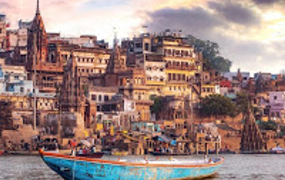 Cultural Tour of Agra and Varanasi from Delhi