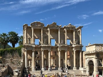 Private Ephesus Ancient City Tour with Lunch from Izmir
