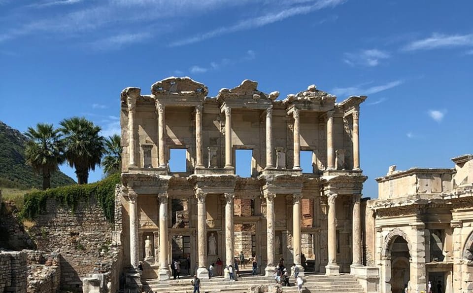 Private Ephesus Ancient City Tour with Lunch from Izmir