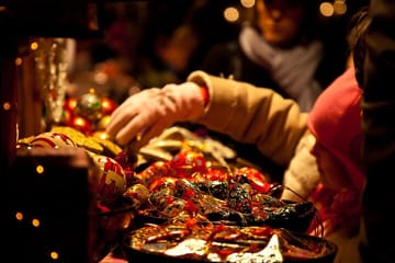 Walking Tour and Christmas Market in Bath, UK