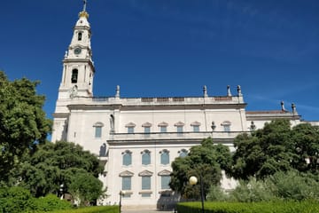 Private Guided Walking Tour of Sacred Sites in Fátima