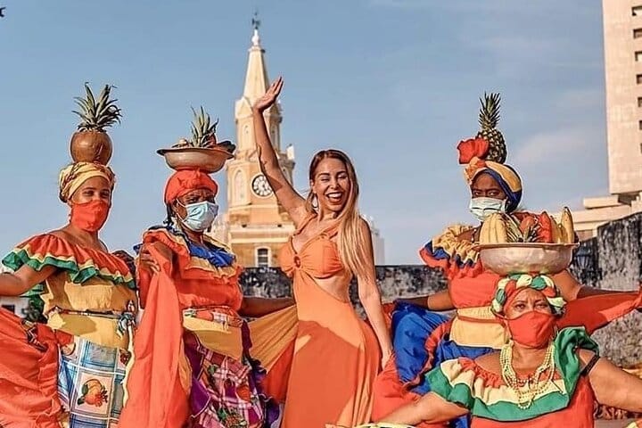 CARTAGENA and GETSEMANI TOUR with BOURDAIN-STYLE LUNCH