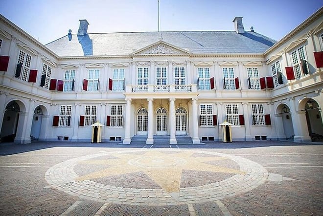 Rotterdam, The Hague & Delft Private VIP Car Tour 3