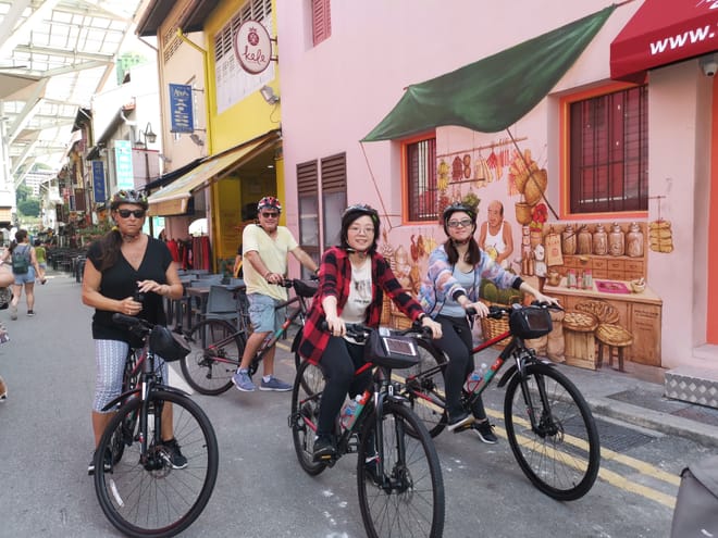 Bike and Bites Food Tour photo 3