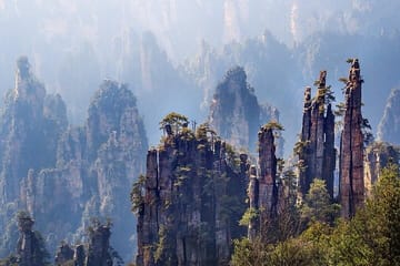 Private 3-Day Zhangjiajie Tour with Scenic Park Visits