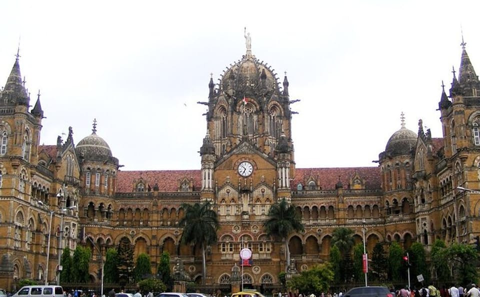 Tiger Safari and Cultural Tour of Agra and Bhopal