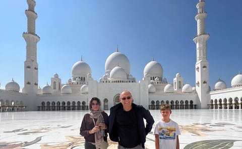 Abu Dhabi Layover Sightseeing Tour with Key Landmarks