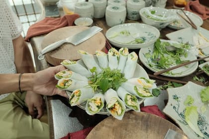 Hanoi Cocktail Workshop: Vietnamese Cocktails & Traditional Meal