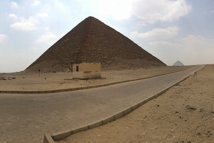 Quad Bike Trip At Desert of Giza Pyramids With Transfers and Drinks