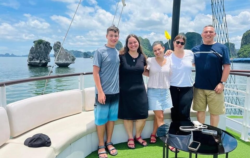 Halong Bay Day Cruise with Small Group on Boat, Best Care