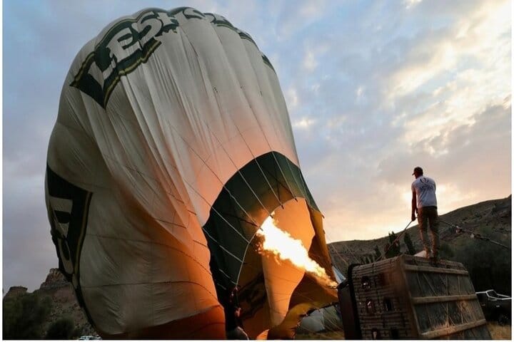 Goreme Hot Air Balloon Tour: Sunrise Flight Over Cappadocia